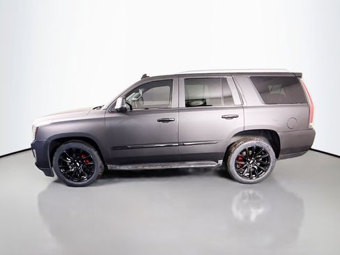 Used 2018 Cadillac Escalade Luxury image 6
