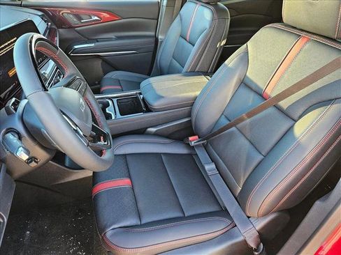 New 2026 Chevrolet Traverse RS image 4