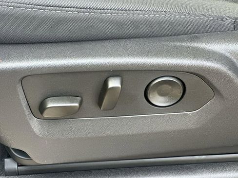 New 2026 GMC Sierra 1500 Elevation image 22