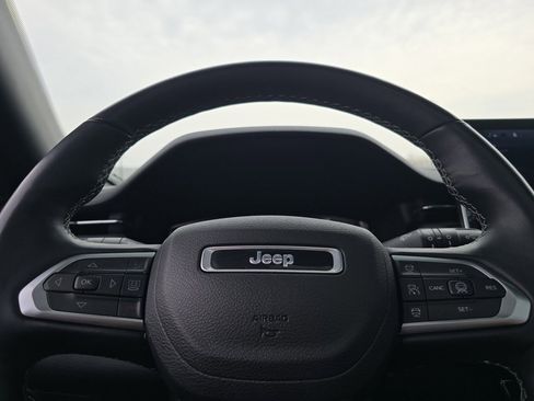 Used 2022 Jeep Compass High Altitude image 33