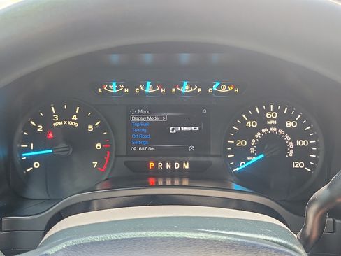 Used 2020 Ford F150 XL w/ Equipment Group 101A Mid RWD image 17