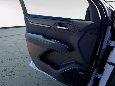 New 2026 GMC Acadia AT4 w/ Luxury Package image 18