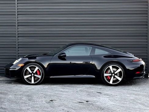 New 2026 Porsche 911 Carrera 4S image 2