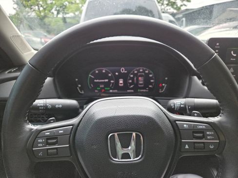 Used 2025 Honda Accord EX-L image 12