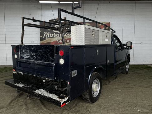 Used 2015 Ford F250 XL w/ Power Equipment Group image 5