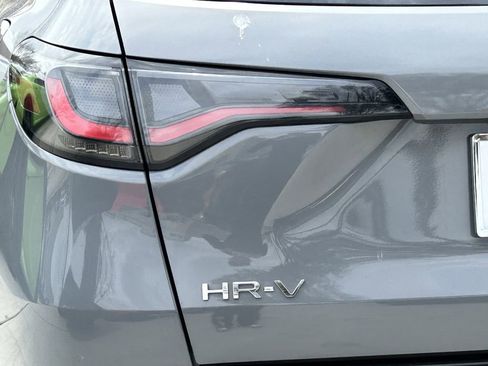 Used 2024 Honda HR-V Sport image 7