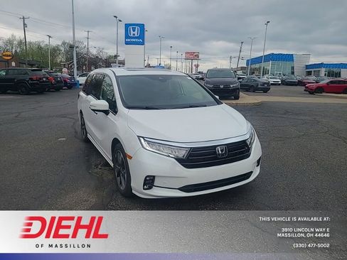 Used 2024 Honda Odyssey Elite image 1