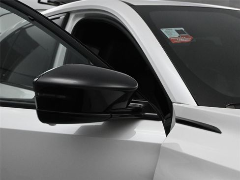 Used 2023 Acura MDX A-Spec image 18