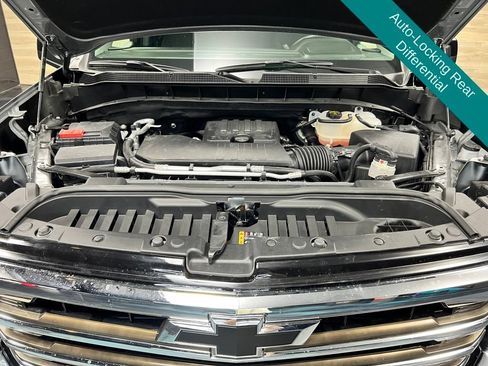 Used 2025 Chevrolet Silverado 1500 RST w/ Protection Package AWD/4WD image 10