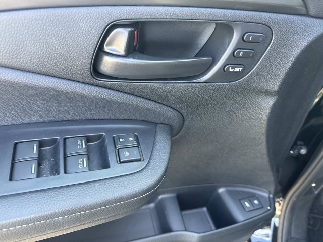 Used 2025 Honda Passport EX-L image 26