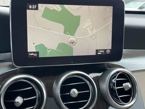 Used 2019 Mercedes-Benz GLC 300 image 33