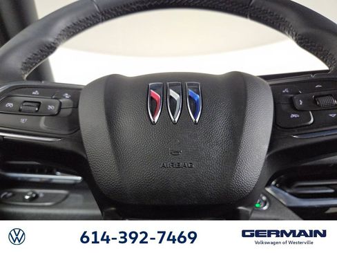 Used 2024 Buick Envista Sport Touring w/ Advanced Safety Package FWD image 20