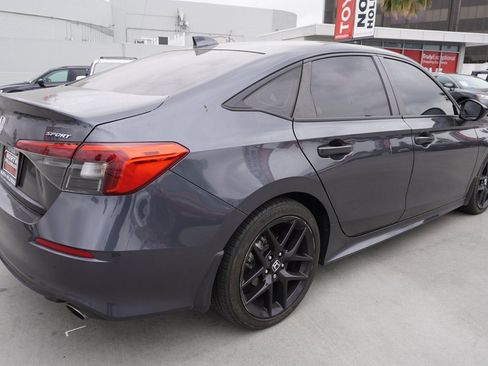 Used 2024 Honda Civic Sport image 4