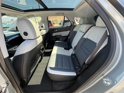 Used 2024 Honda Prologue Touring image 18