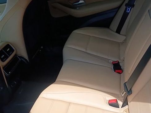 Used 2024 Mercedes-Benz GLE 350 4MATIC image 8