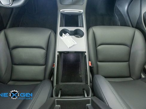 Used 2023 Tesla Model 3 Long Range AWD/4WD image 29