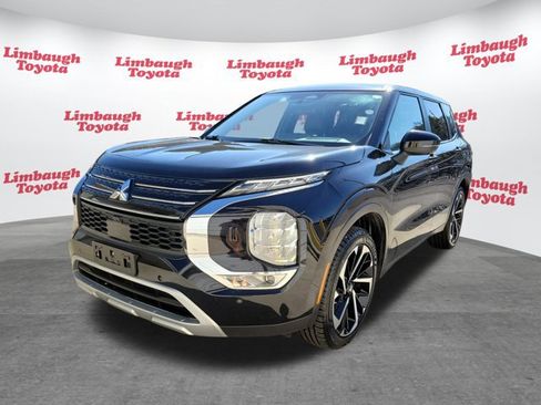 Used 2024 Mitsubishi Outlander SE image 23