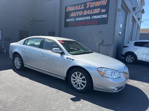 Used 2011 Buick Lucerne CXL image 1