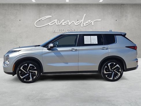 Used 2024 Mitsubishi Outlander FWD image 13