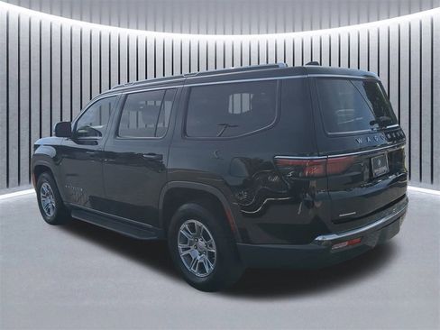 Used 2022 Jeep Wagoneer Series I image 7