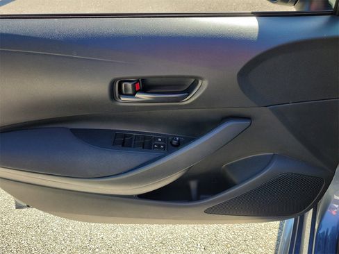 Used 2025 Toyota Corolla LE image 13