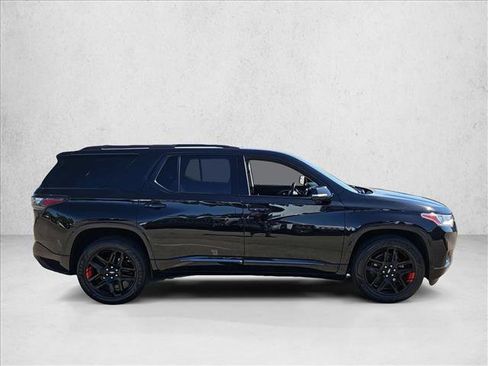 Used 2019 Chevrolet Traverse Premier w/ Redline Edition FWD image 9