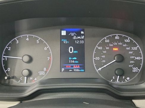 Used 2025 Toyota Corolla LE FWD image 25