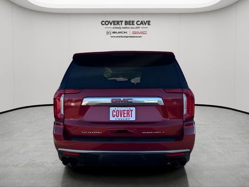 Used 2021 GMC Yukon XL Denali image 8