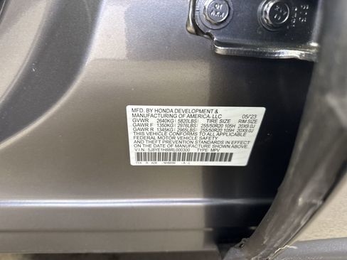 Certified 2024 Acura MDX SH-AWD w/ Advance Package image 38