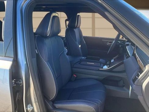 New 2026 INFINITI QX80 SPORT image 7