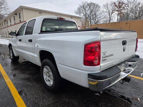 Used 2005 Dodge Dakota SLT image 5