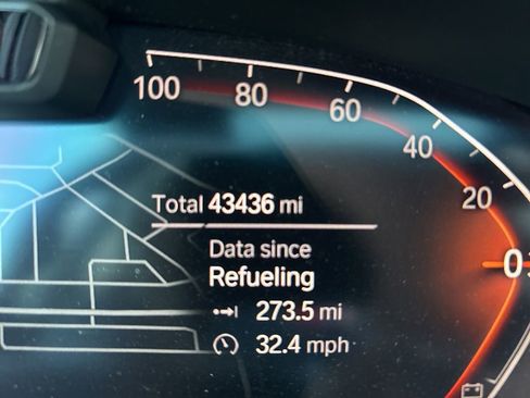 Used 2022 BMW 540i xDrive image 19