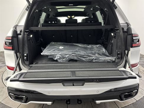New 2026 BMW X7 xDrive40i w/ M Sport Package image 21