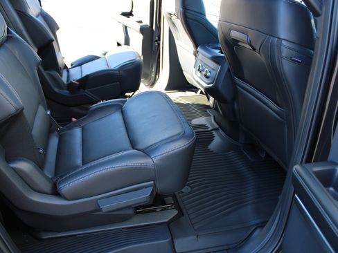 New 2025 Ford Expedition Max Platinum w/ Stealth Performance Package image 14