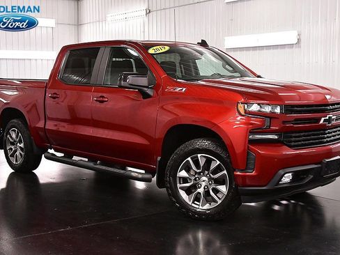 Used 2019 Chevrolet Silverado 1500 RST image 1