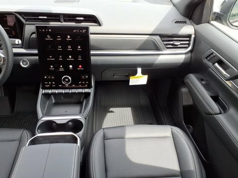 New 2027 GMC Terrain Elevation w/ Elevation Premium Package AWD/4WD image 18