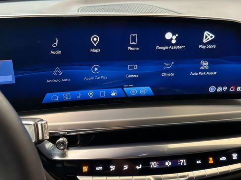 Certified 2024 Cadillac Lyriq Luxury RWD image 21