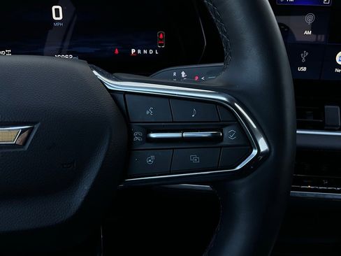 Used 2025 Chevrolet Equinox LT image 34