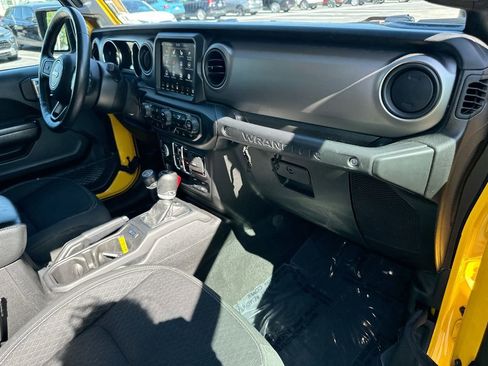 Used 2021 Jeep Wrangler Unlimited Sport AWD/4WD image 29