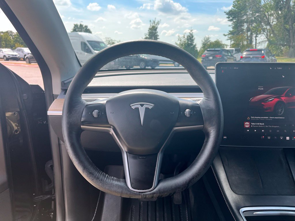 Used 2024 Tesla Model Y Long Range AWD/4WD image 15