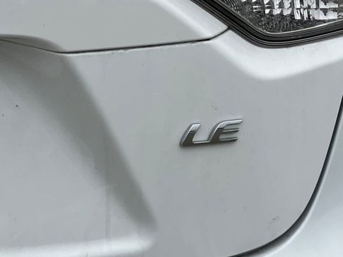 Used 2024 Toyota Corolla LE FWD image 24