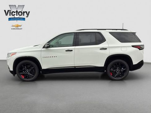 Used 2021 Chevrolet Traverse Premier w/ Redline Edition AWD/4WD image 4