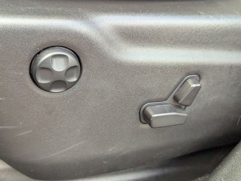 Used 2024 Dodge Durango GT image 29