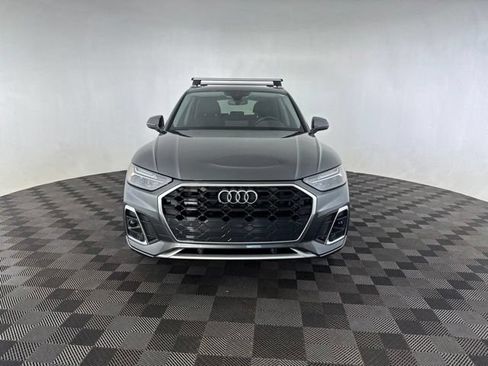 Used 2023 Audi Q5 2.0T Premium w/ Convenience Package AWD/4WD image 3