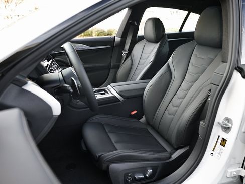 New 2026 BMW 840i w/ M Sport Professional Package image 18