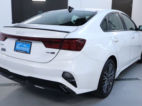 Used 2024 Kia Forte GT-Line w/ GT-Line Premium Package FWD image 7