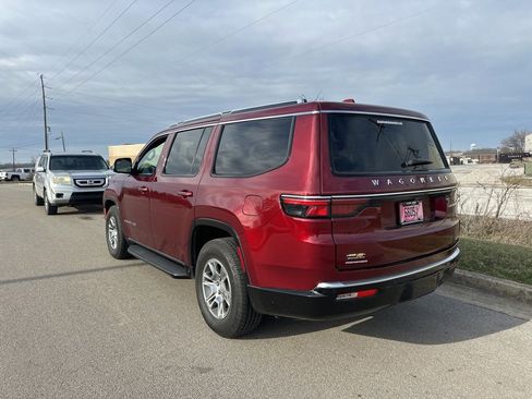 Used 2022 Jeep Wagoneer Series I image 7