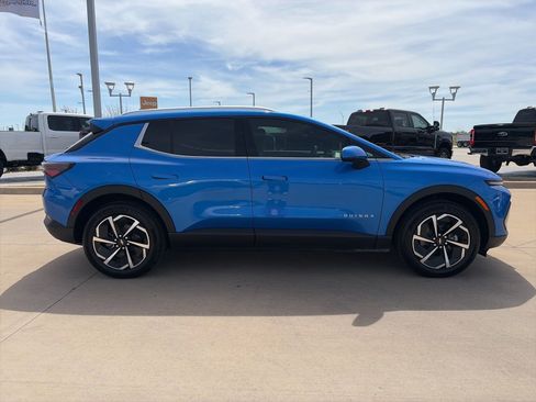 Used 2026 Chevrolet Equinox EV LT AWD/4WD image 6