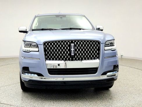 Used 2024 Lincoln Navigator Black Label AWD/4WD image 2