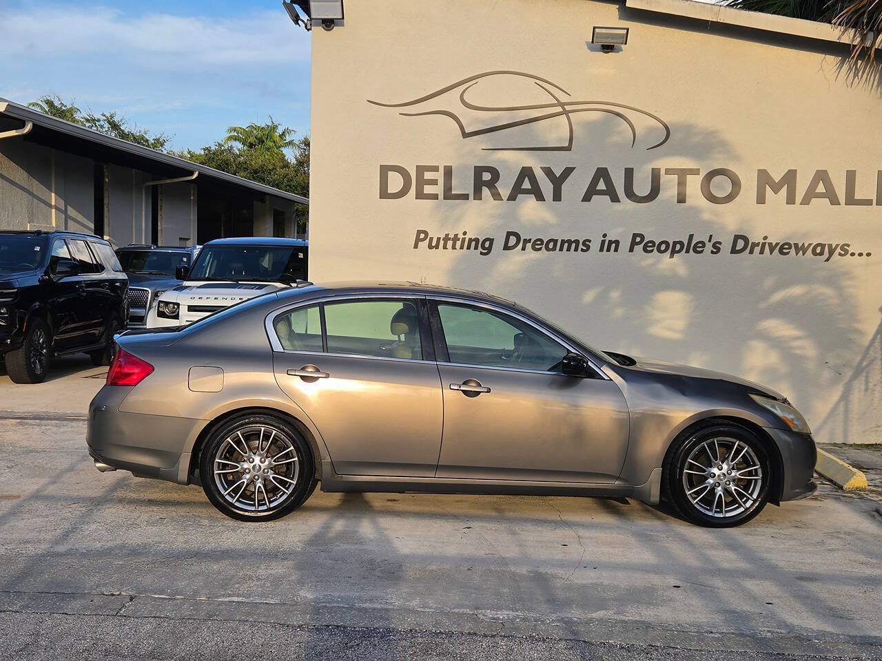 Used 2012 INFINITI G37 Journey w/ Premium Pkg RWD image 4